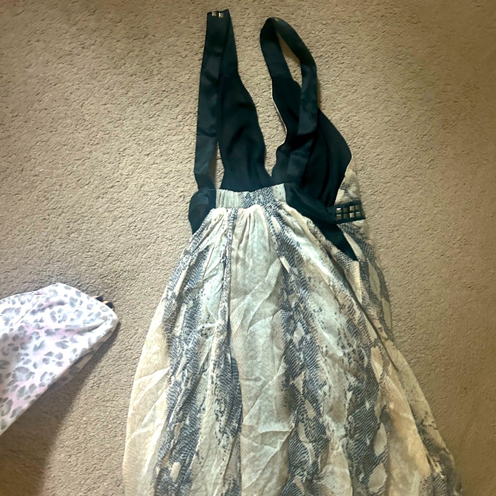 Bebe dress